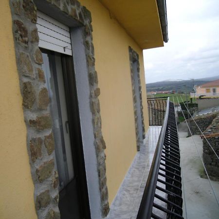 Casa Rural El Carrascal Valdefuentes de Sangusín Dış mekan fotoğraf